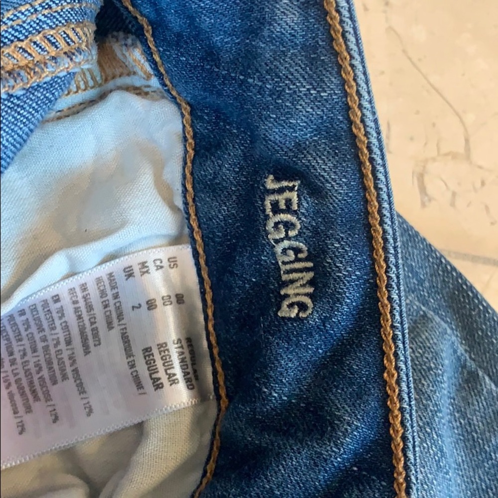 Jeans - Picture 2 of 3